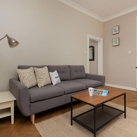 Metro Rondo Onz Apartment By Noclegi Renters Varsovia Exterior foto